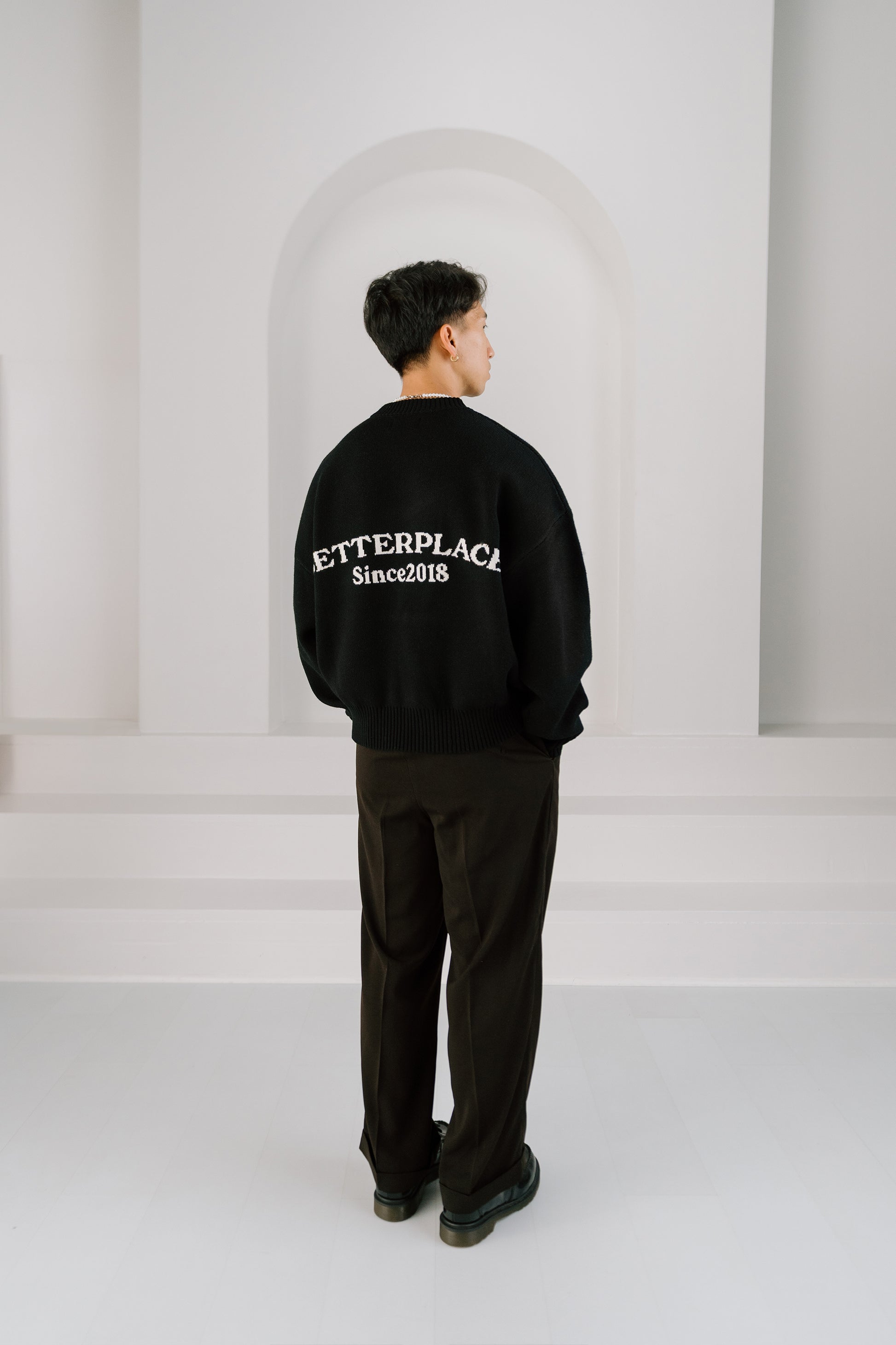 knit sweater - black