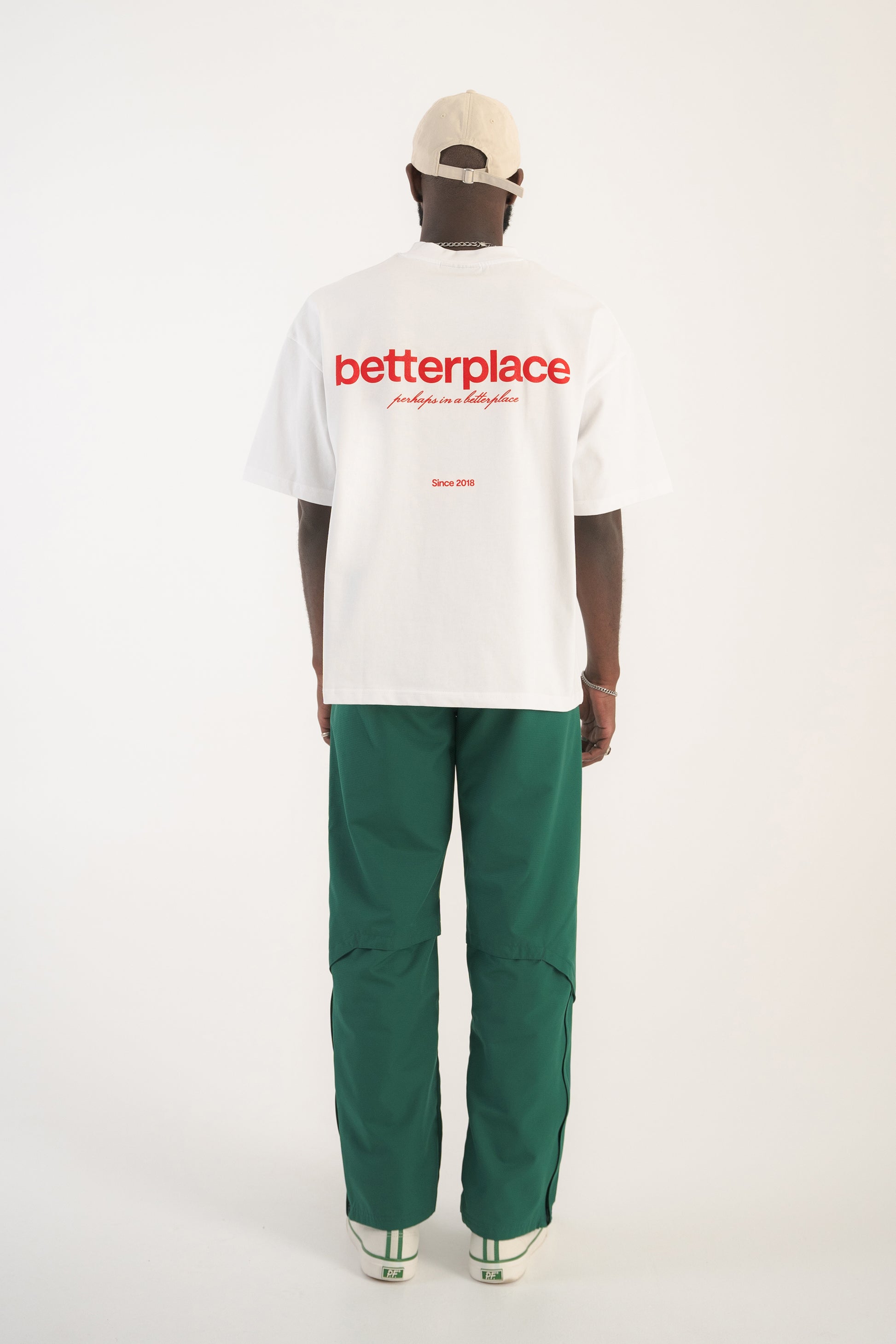 boxy tee - white/crimson