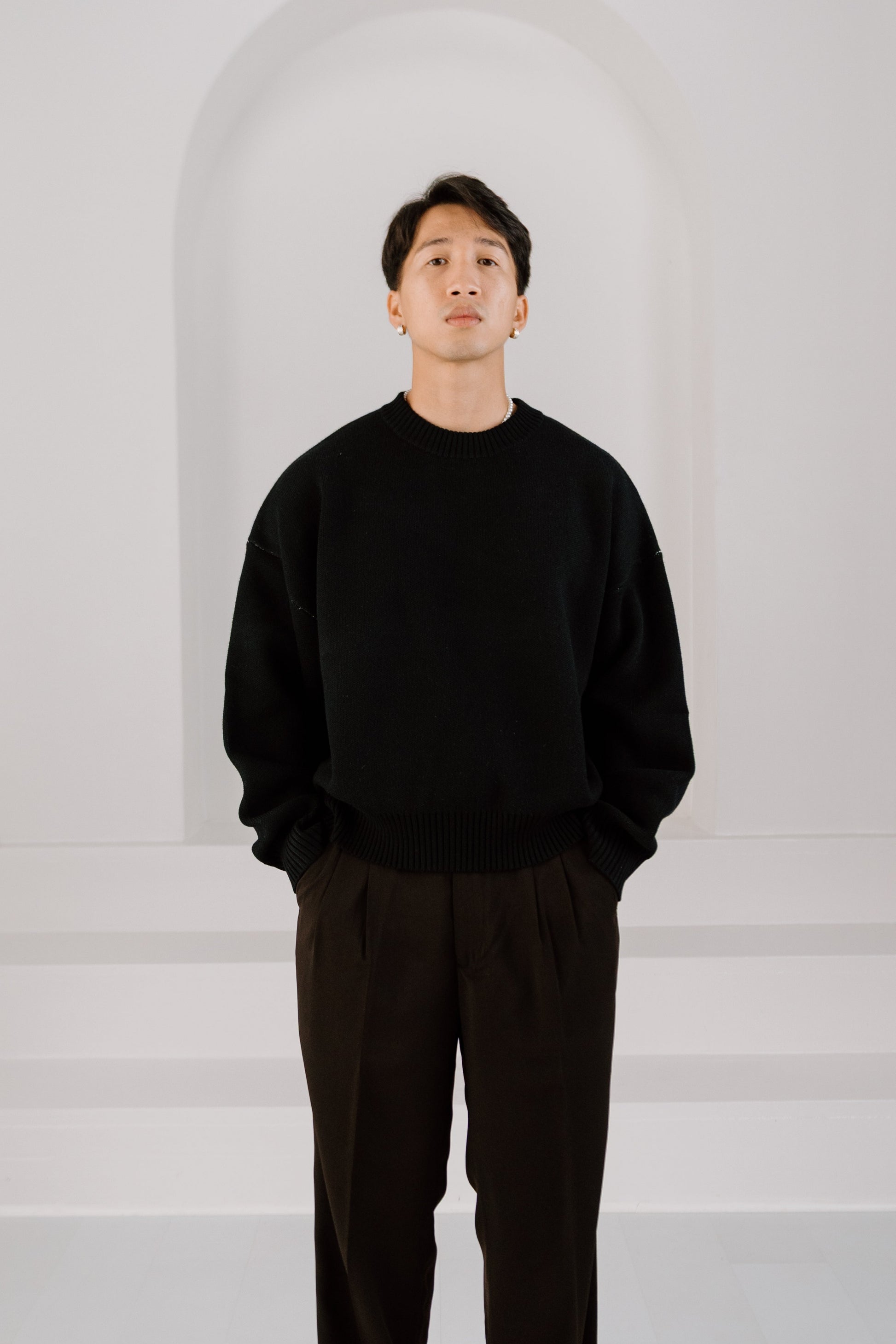 knit sweater - black