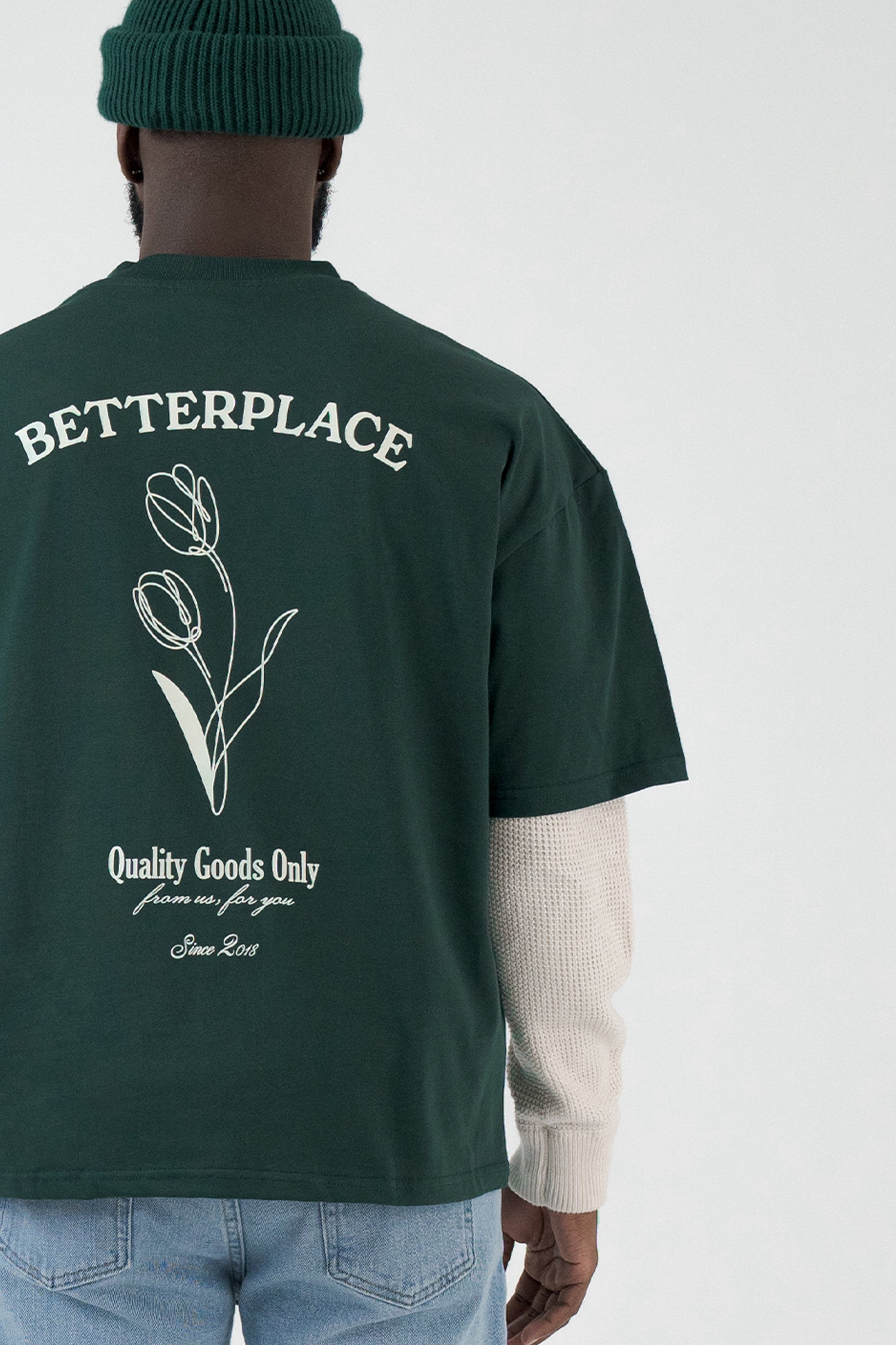 boxy tee - emerald green tulips